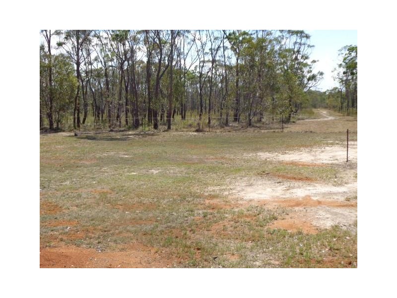 33 Ranch Park Drive, Pacific Haven QLD 4659