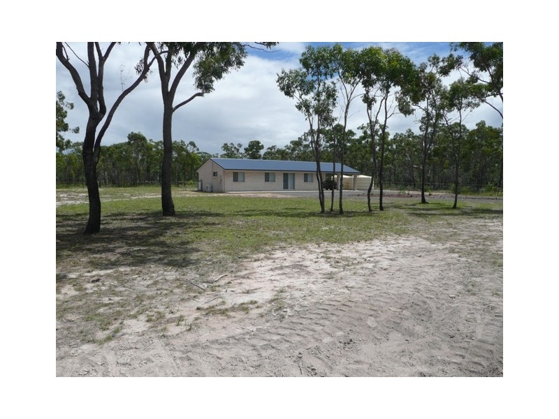 33 Ranch Park Drive, Pacific Haven QLD 4659