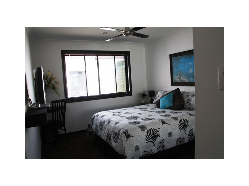 2 Treeview Road, Toogoom QLD 4655