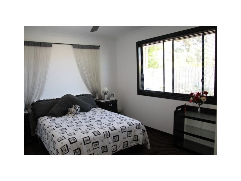 2 Treeview Road, Toogoom QLD 4655