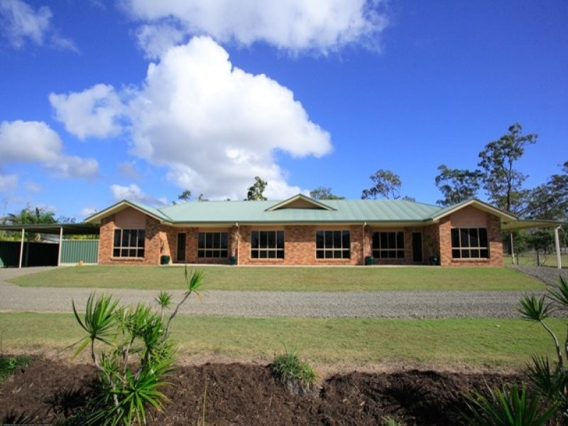 27 Oakes Drive, Burrum Heads QLD 4659