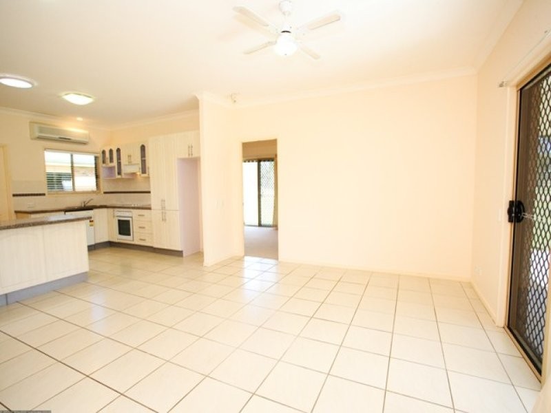 27 Oakes Drive, Burrum Heads QLD 4659