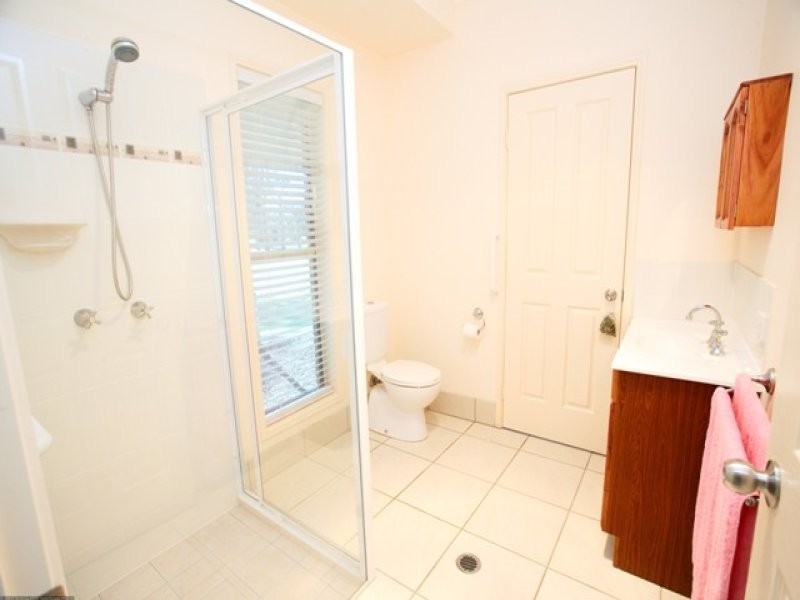 27 Oakes Drive, Burrum Heads QLD 4659