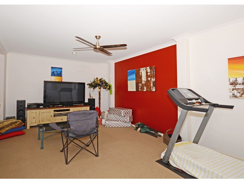 61 Beach Drive, Burrum Heads QLD 4659