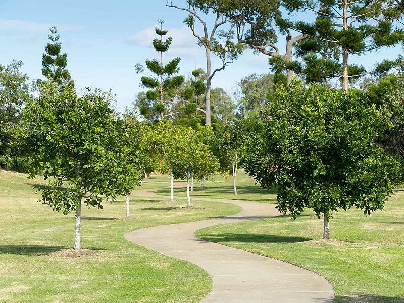 90 Barramundi Drive, Burrum Heads QLD 4659