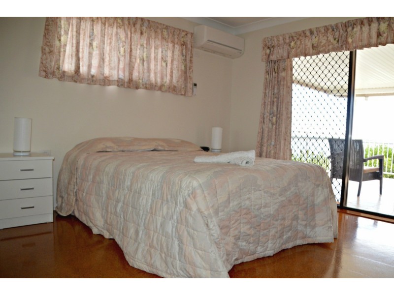 68 Riverview Drive, Burrum Heads QLD 4659