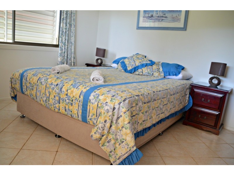 68 Riverview Drive, Burrum Heads QLD 4659