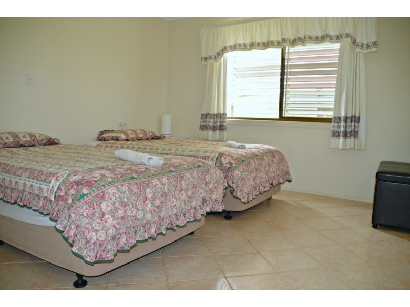 68 Riverview Drive, Burrum Heads QLD 4659