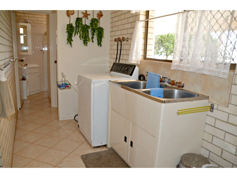 68 Riverview Drive, Burrum Heads QLD 4659