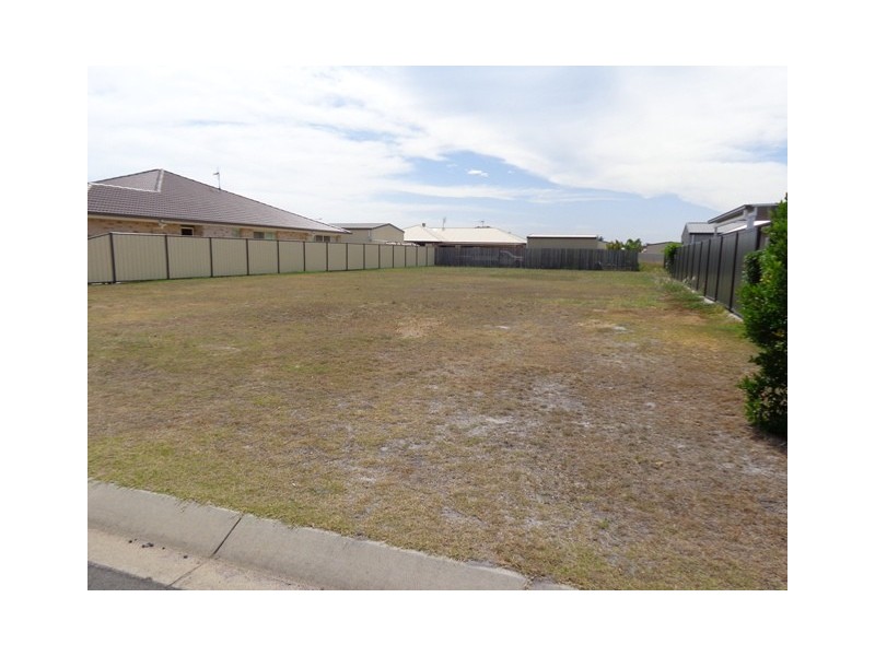17 Pilbara Way, Burrum Heads QLD 4659