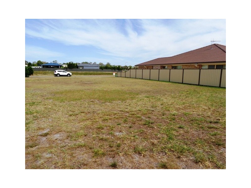 17 Pilbara Way, Burrum Heads QLD 4659