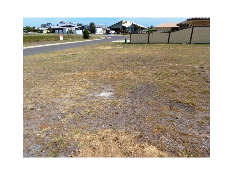 17 Pilbara Way, Burrum Heads QLD 4659
