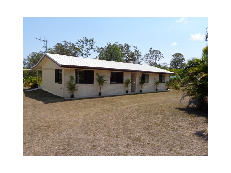31 Raintree Av, Burrum Heads QLD 4659