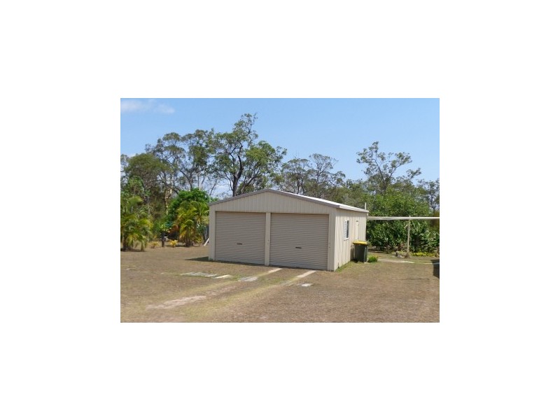 31 Raintree Av, Burrum Heads QLD 4659
