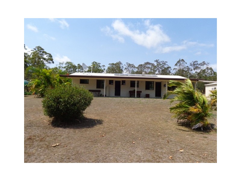 31 Raintree Av, Burrum Heads QLD 4659