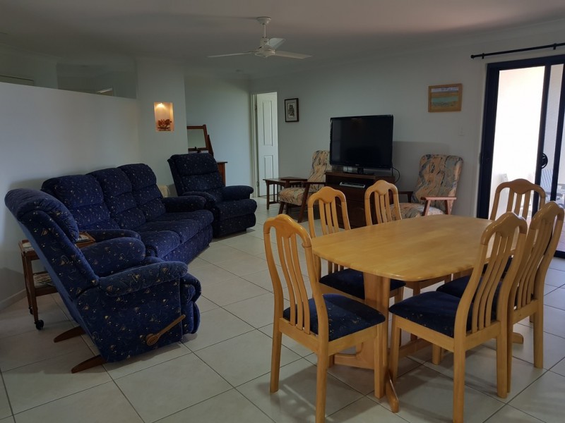 62 Kingfisher Pde, Toogoom QLD 4655
