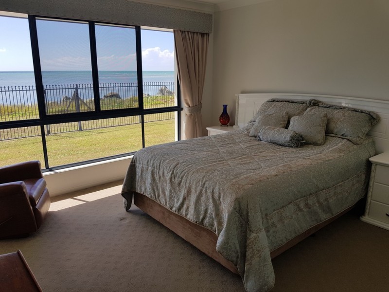 62 Kingfisher Pde, Toogoom QLD 4655