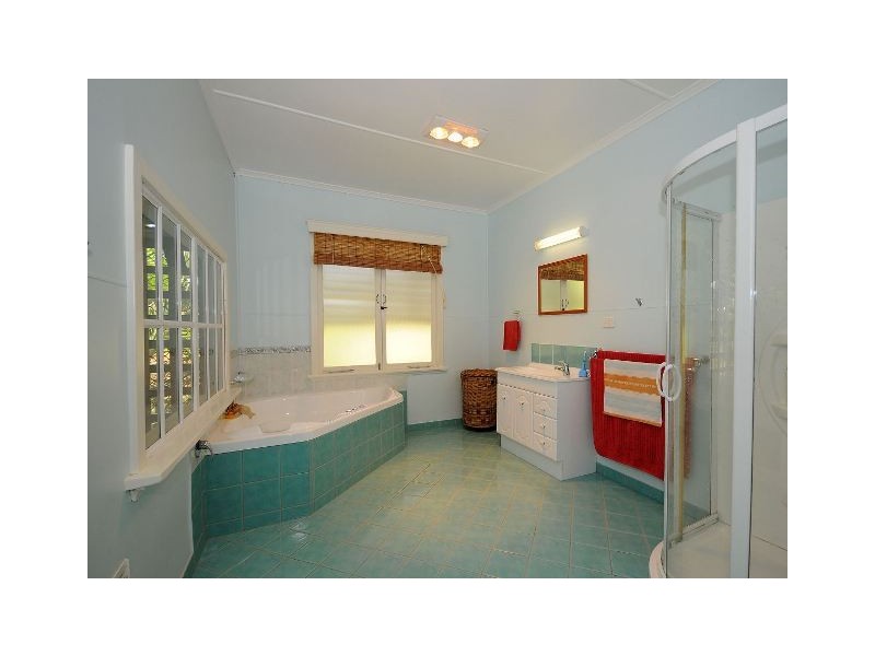242 Pacific Haven Circuit, Pacific Haven QLD 4659
