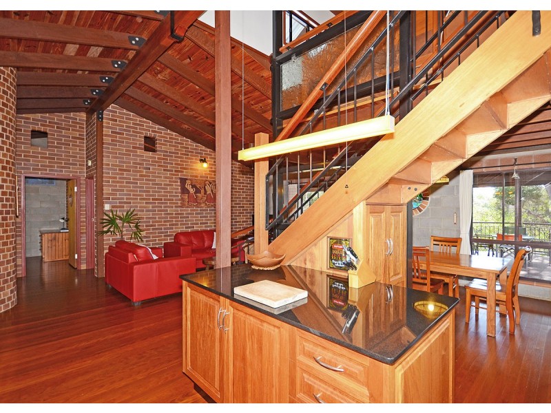 15 Island Close, Pacific Haven QLD 4659