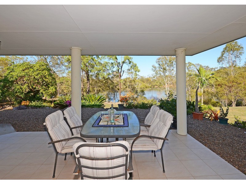 38 Charles Ave, Burrum Heads QLD 4659