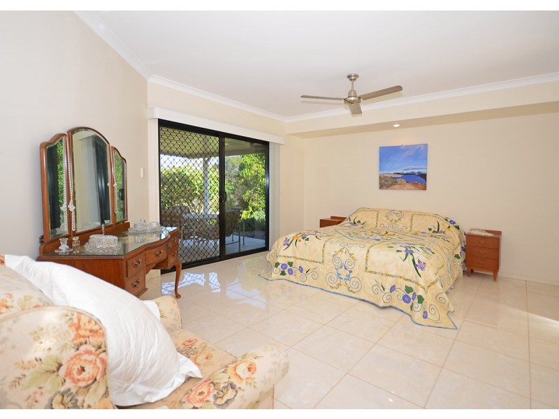 38 Charles Ave, Burrum Heads QLD 4659