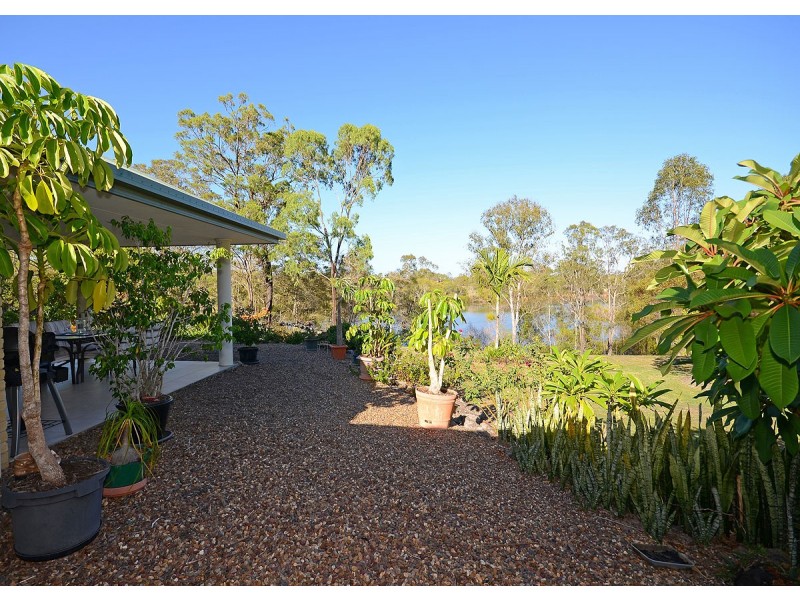 38 Charles Ave, Burrum Heads QLD 4659
