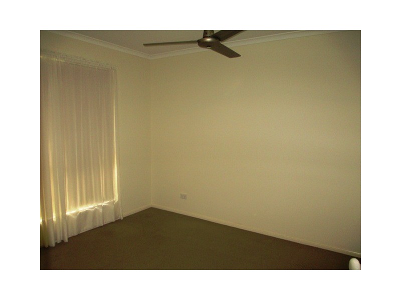 5 Annie St, Howard QLD 4659