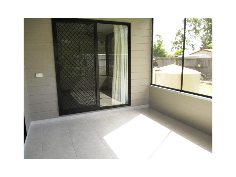 5 Annie St, Howard QLD 4659