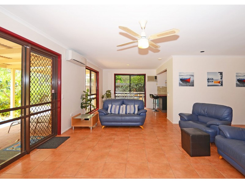 126 Kingfisher Pde, Toogoom QLD 4655