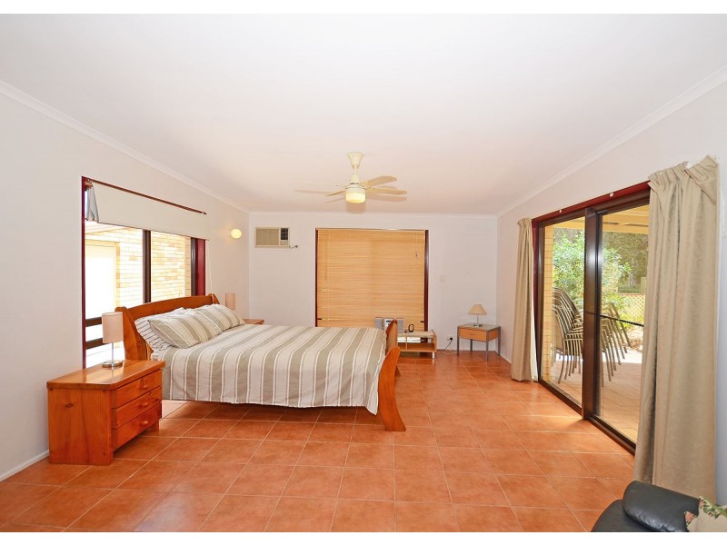 126 Kingfisher Pde, Toogoom QLD 4655