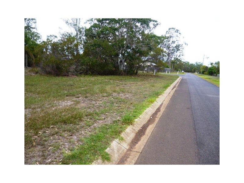 21 Annie St, Howard QLD 4659