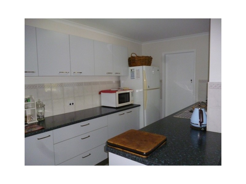 4 Beach Drive, Burrum Heads QLD 4659