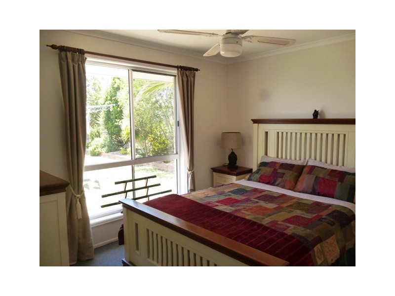 4 Beach Drive, Burrum Heads QLD 4659