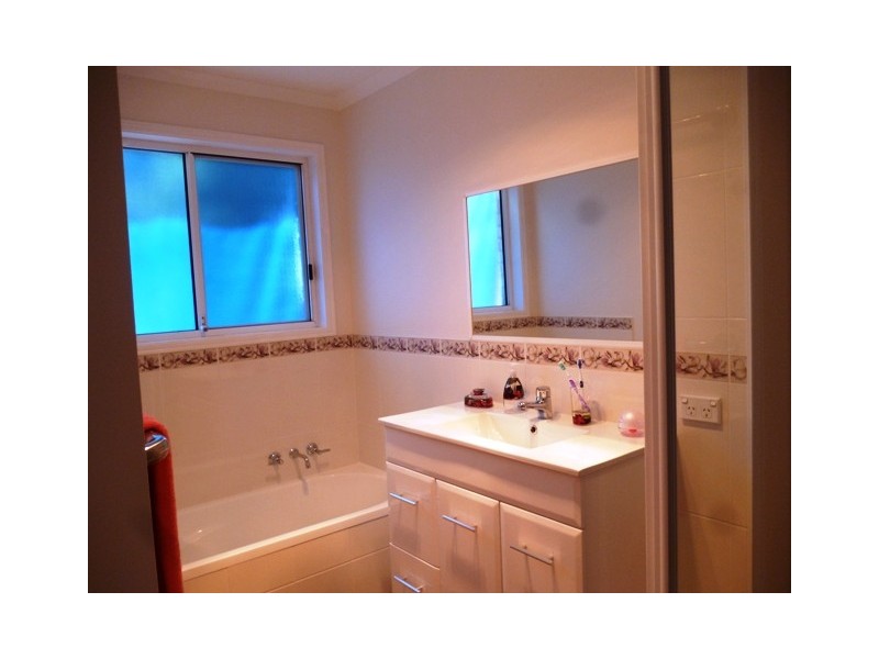 4 Beach Drive, Burrum Heads QLD 4659