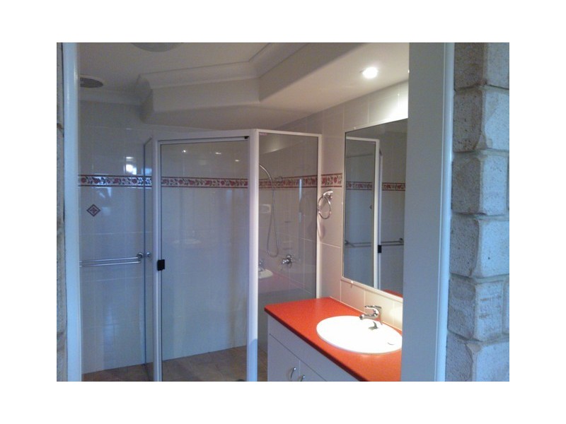 20 Bentwood Crescent, Burrum Heads QLD 4659