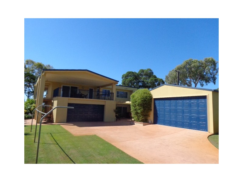 34 Burrum St, Burrum Heads QLD 4659