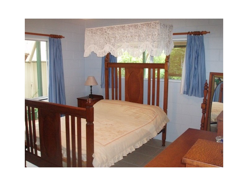 19 Kingfisher Pde, Toogoom QLD 4655