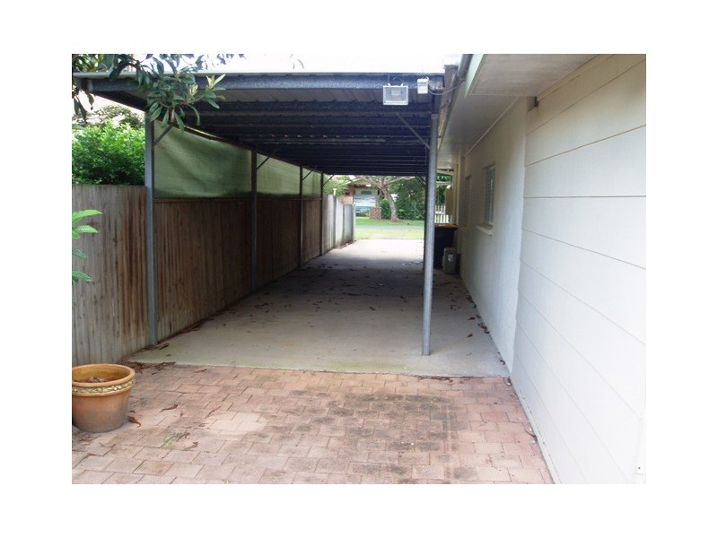 19 Kingfisher Pde, Toogoom QLD 4655