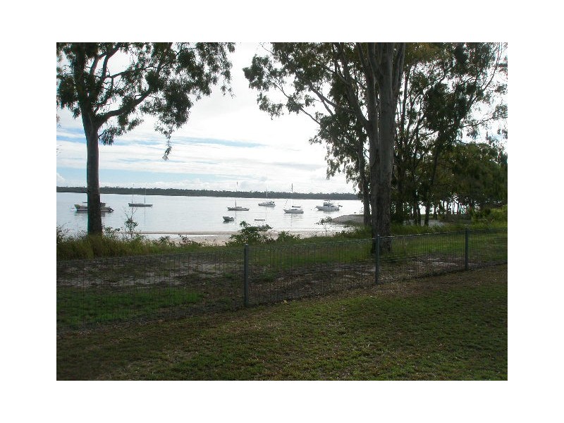 74 Riverview Drive, Burrum Heads QLD 4659