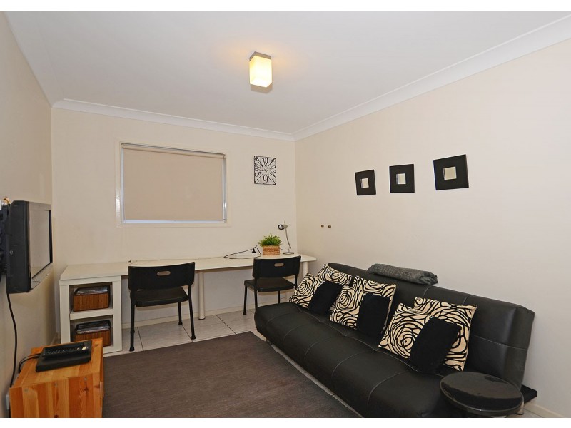 130 Kingfisher Pde, Toogoom QLD 4655