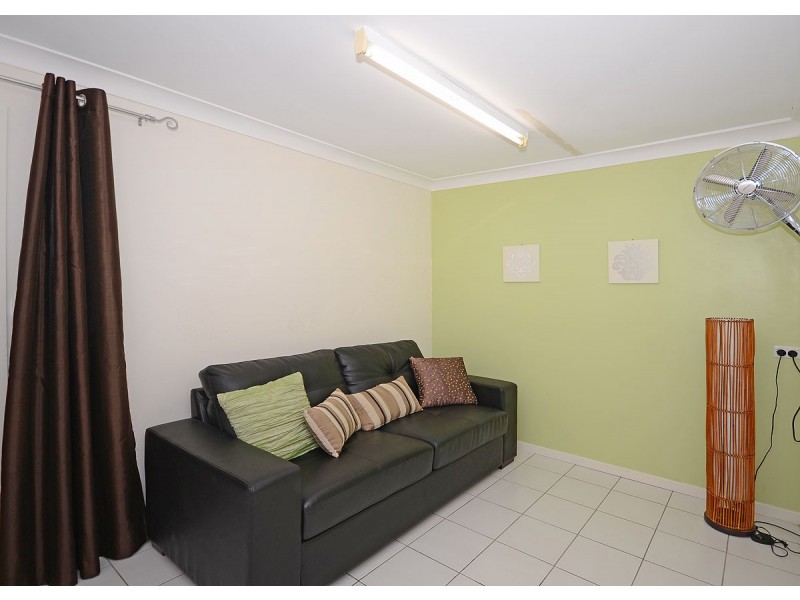 130 Kingfisher Pde, Toogoom QLD 4655