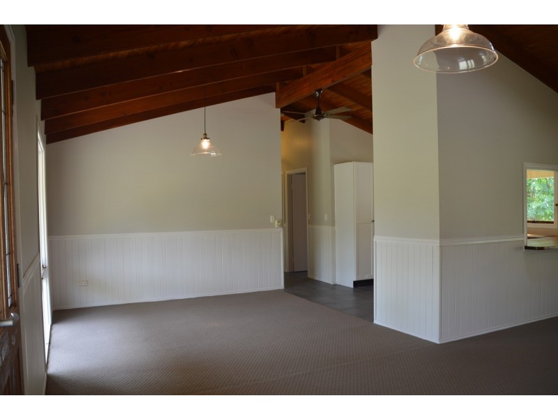 20 Dreamtime Ave, Burrum Heads QLD 4659