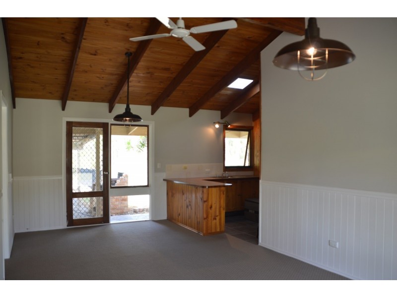 20 Dreamtime Ave, Burrum Heads QLD 4659