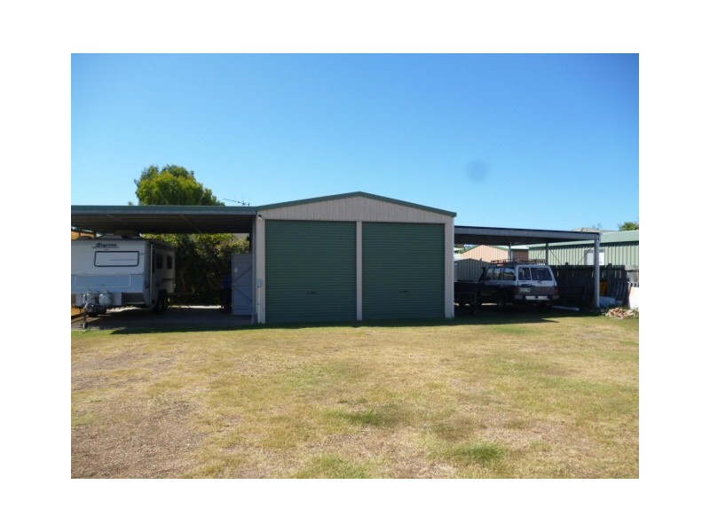 44 Beach Drive, Burrum Heads QLD 4659