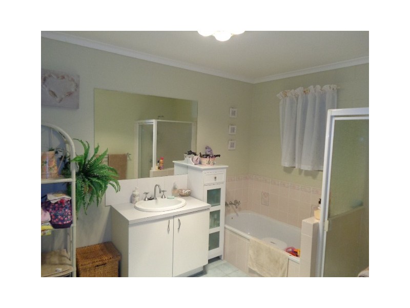 52 Orchid Drive, Burrum Heads QLD 4659