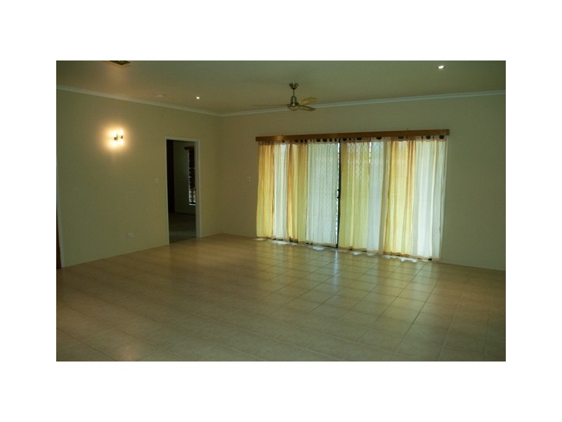 30 Ross Street, Burrum Heads QLD 4659