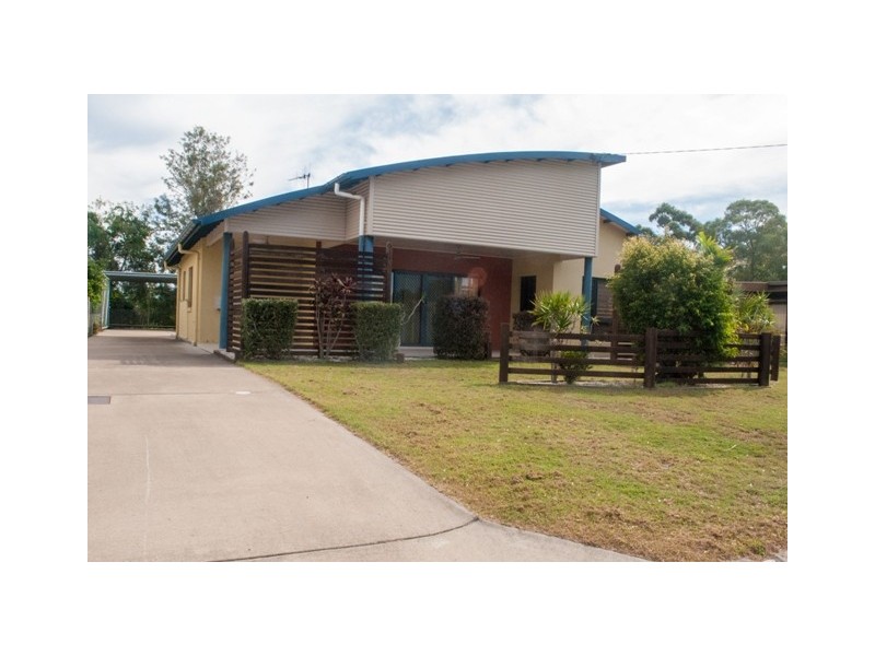 30 Ross Street, Burrum Heads QLD 4659