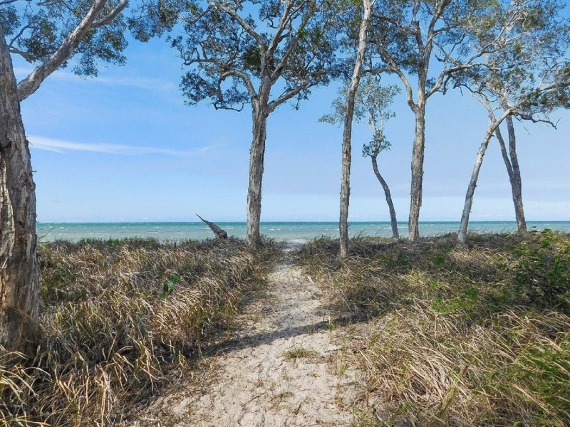 163 Burrum St, Burrum Heads QLD 4659