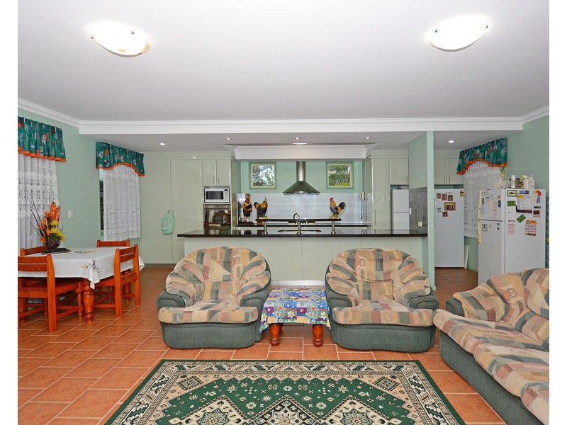 22 Lucas Drive, Burrum Heads QLD 4659