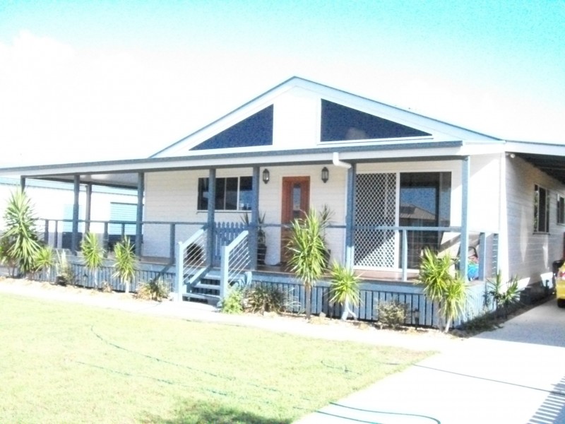 33 Sunrise Crescent, Burrum Heads QLD 4659